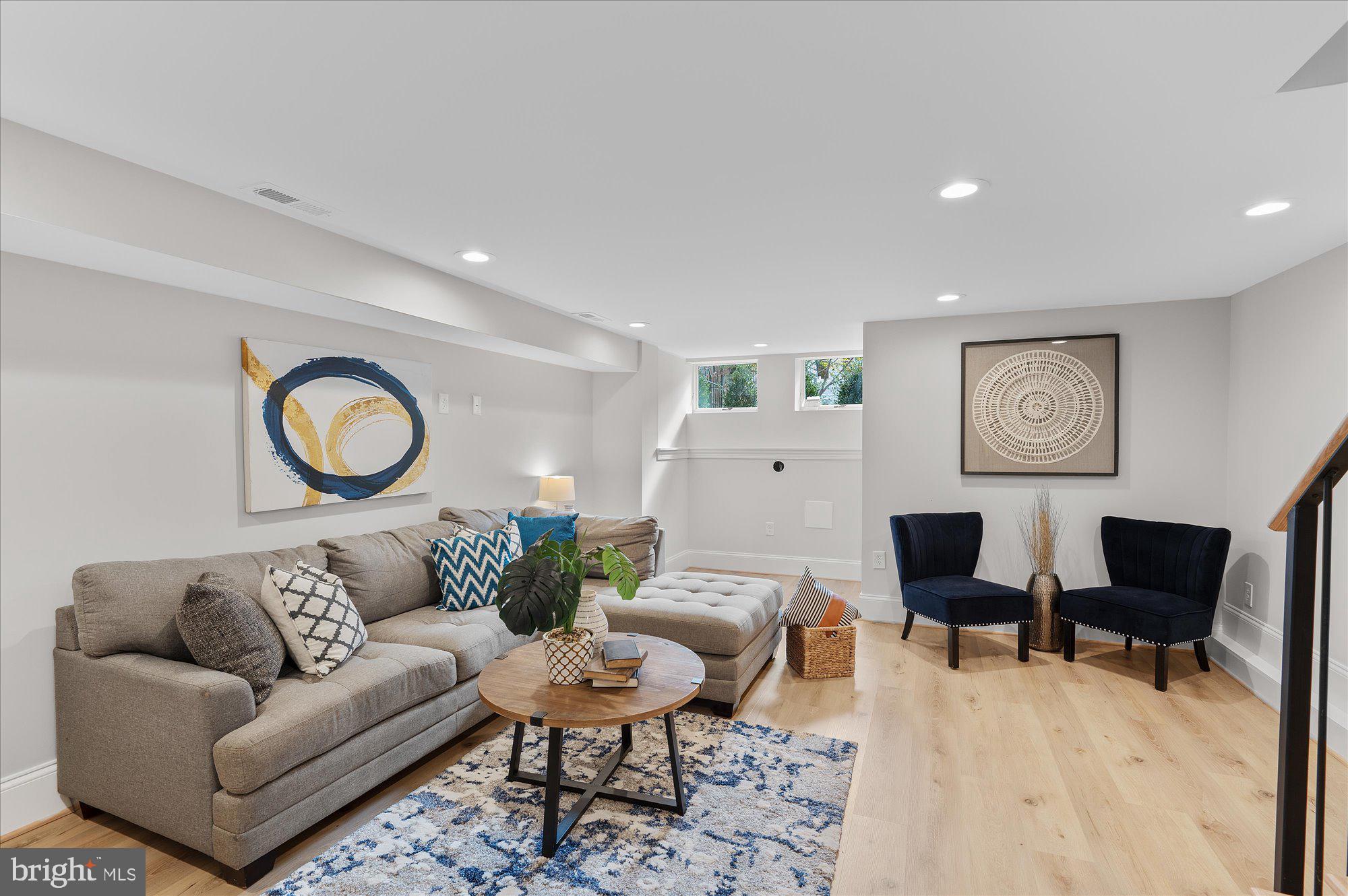 55 R Street Northwest Washington, DC 20001 - Photo 44 of 57