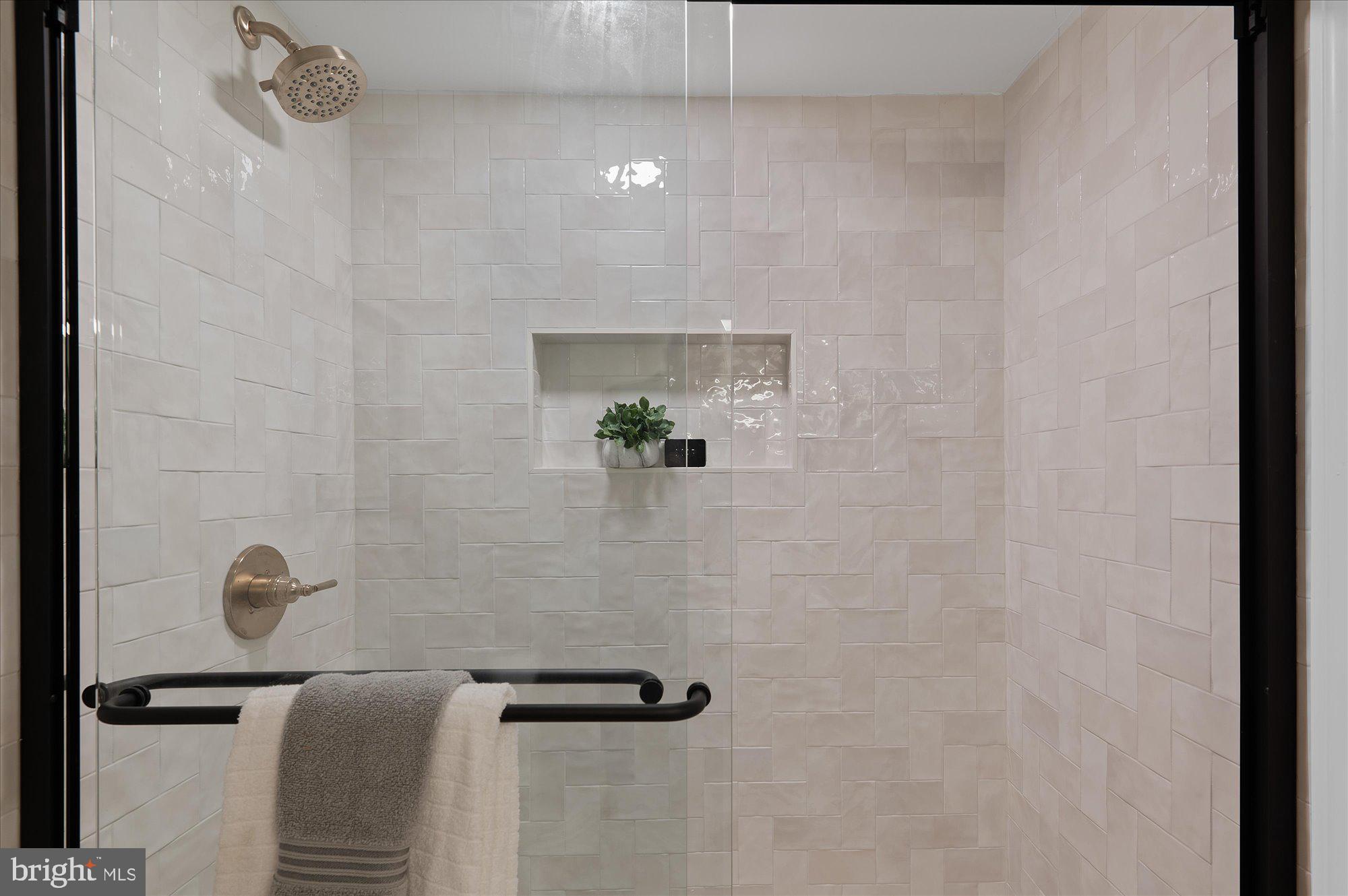 55 R Street Northwest Washington, DC 20001 - Photo 49 of 57