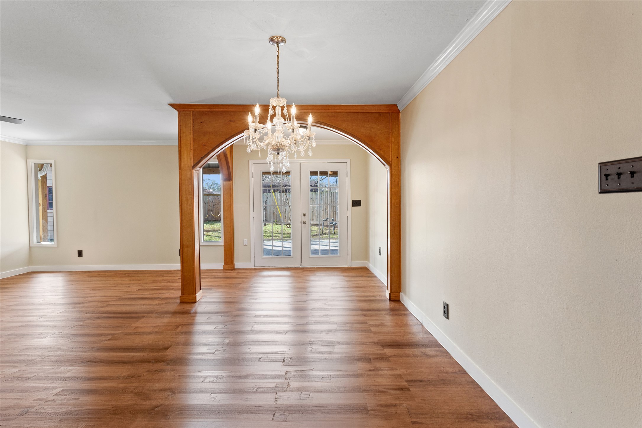 2108 Basket Street Pasadena, TX 77502 - Photo 11 of 25