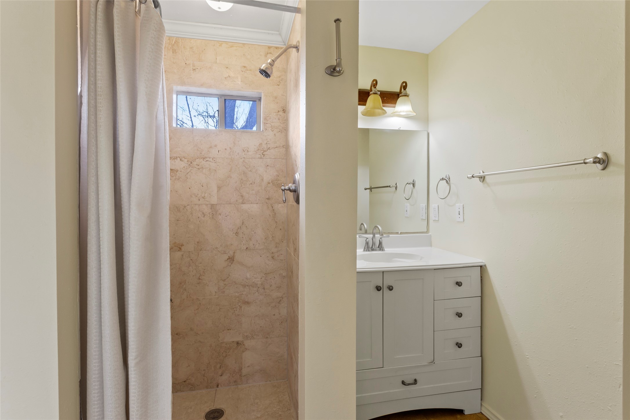 2108 Basket Street Pasadena, TX 77502 - Photo 15 of 25