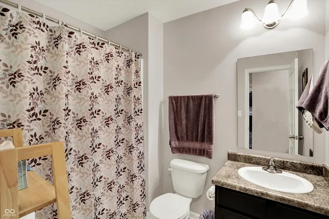 $227,500 | 6431 Emerald Springs Drive, Indianapolis, IN 46221