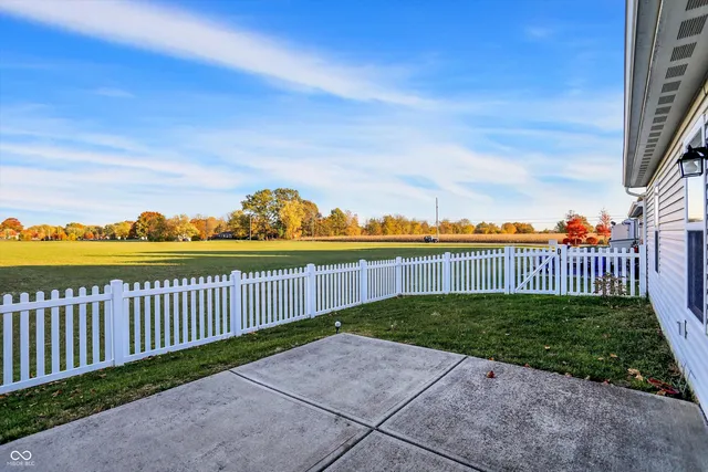 $227,500 | 6431 Emerald Springs Drive, Indianapolis, IN 46221