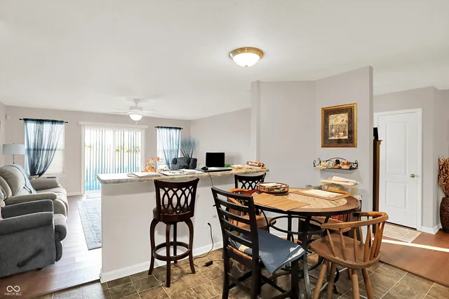 $227,500 | 6431 Emerald Springs Drive, Indianapolis, IN 46221