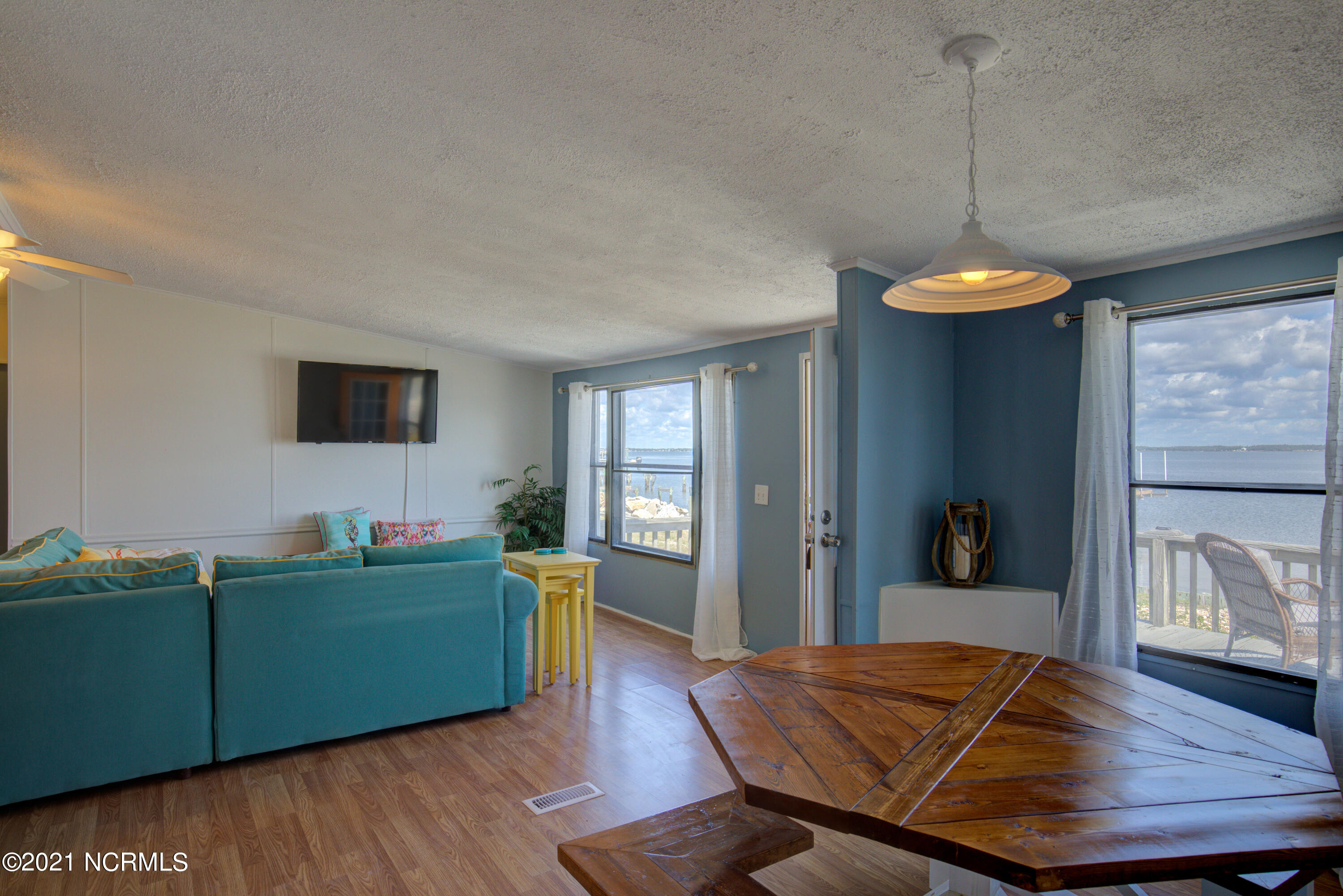 1072 Salter Path Road Atlantic Beach, NC 28512 - Photo 17 of 50 1072 Salter path - Interiors 1111_30