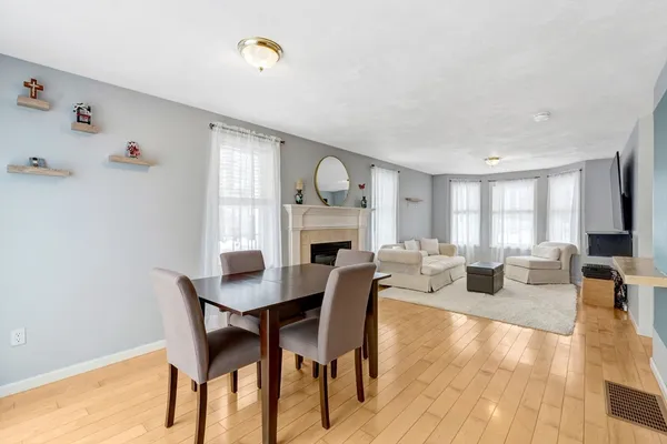 $440,000 | 66 Ledgecrest Drive, Worcester, MA 01603