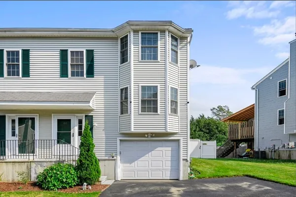 $440,000 | 66 Ledgecrest Drive, Worcester, MA 01603