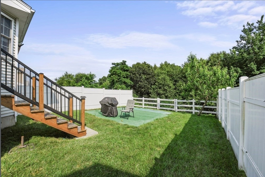 66 Ledgecrest Drive Worcester, MA 01603 - Photo 34 of 37