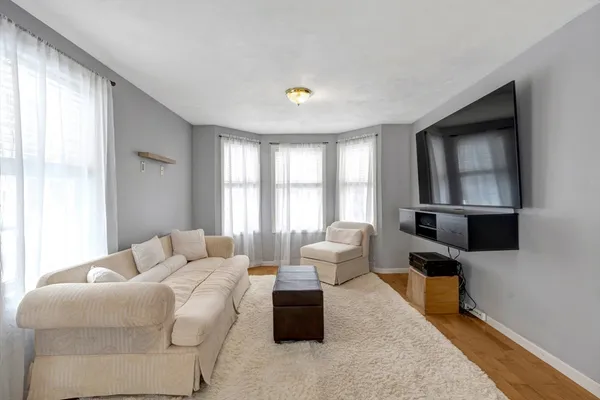 $440,000 | 66 Ledgecrest Drive, Worcester, MA 01603