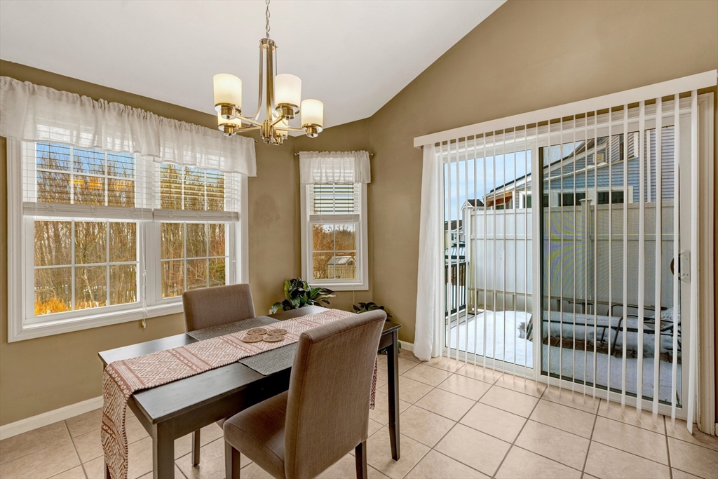 66 Ledgecrest Drive Worcester, MA 01603 - Photo 9 of 37