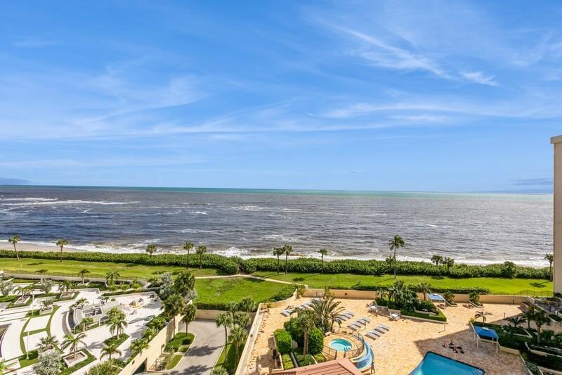 100 Ocean Trail Way, Unit 1010 Jupiter, FL 33477 - Photo 25 of 40 a view of a ocean with beach
