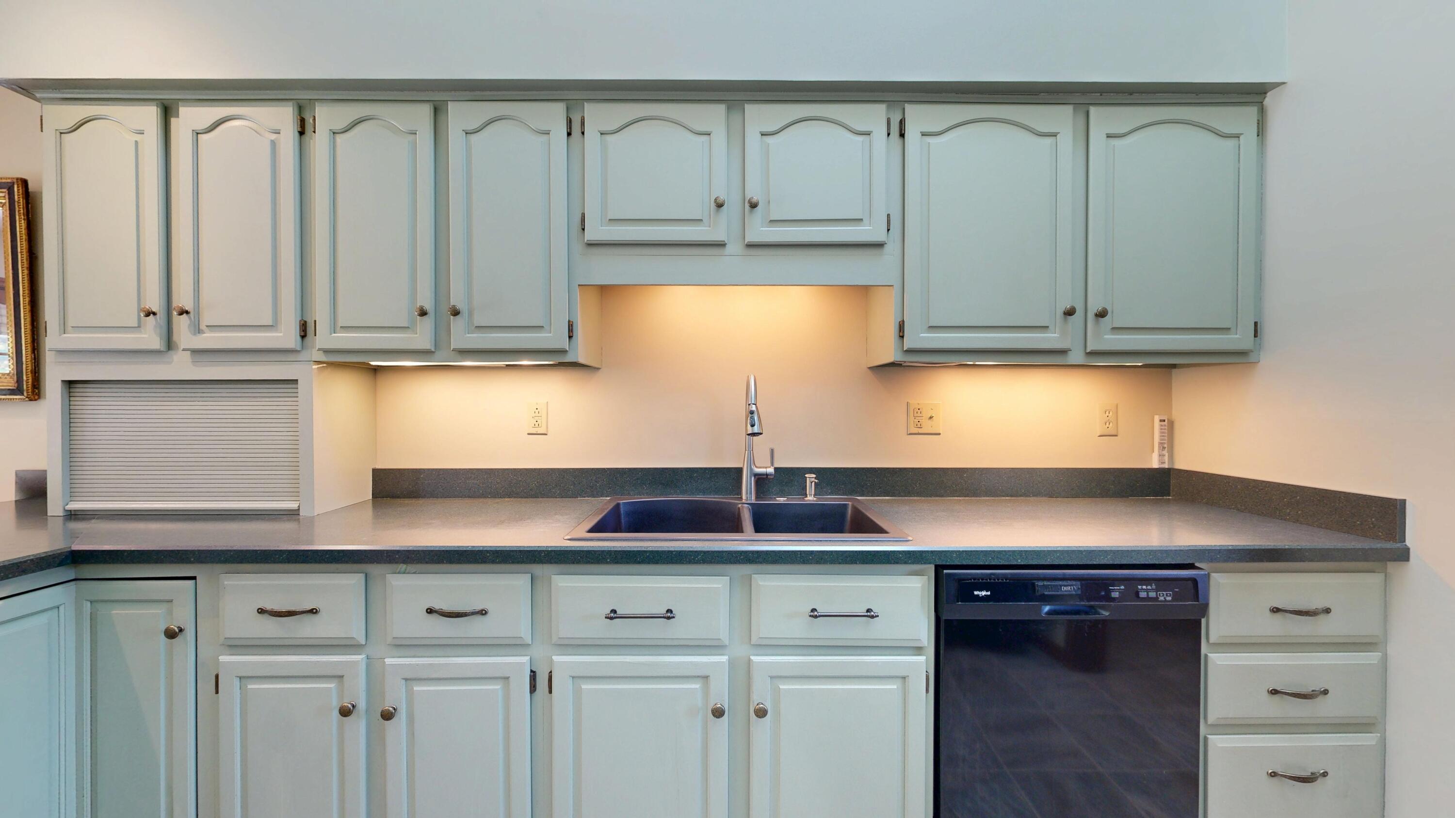 12 Hartford Street Lewiston, ME 04240 - Photo 22 of 69 Kitchen