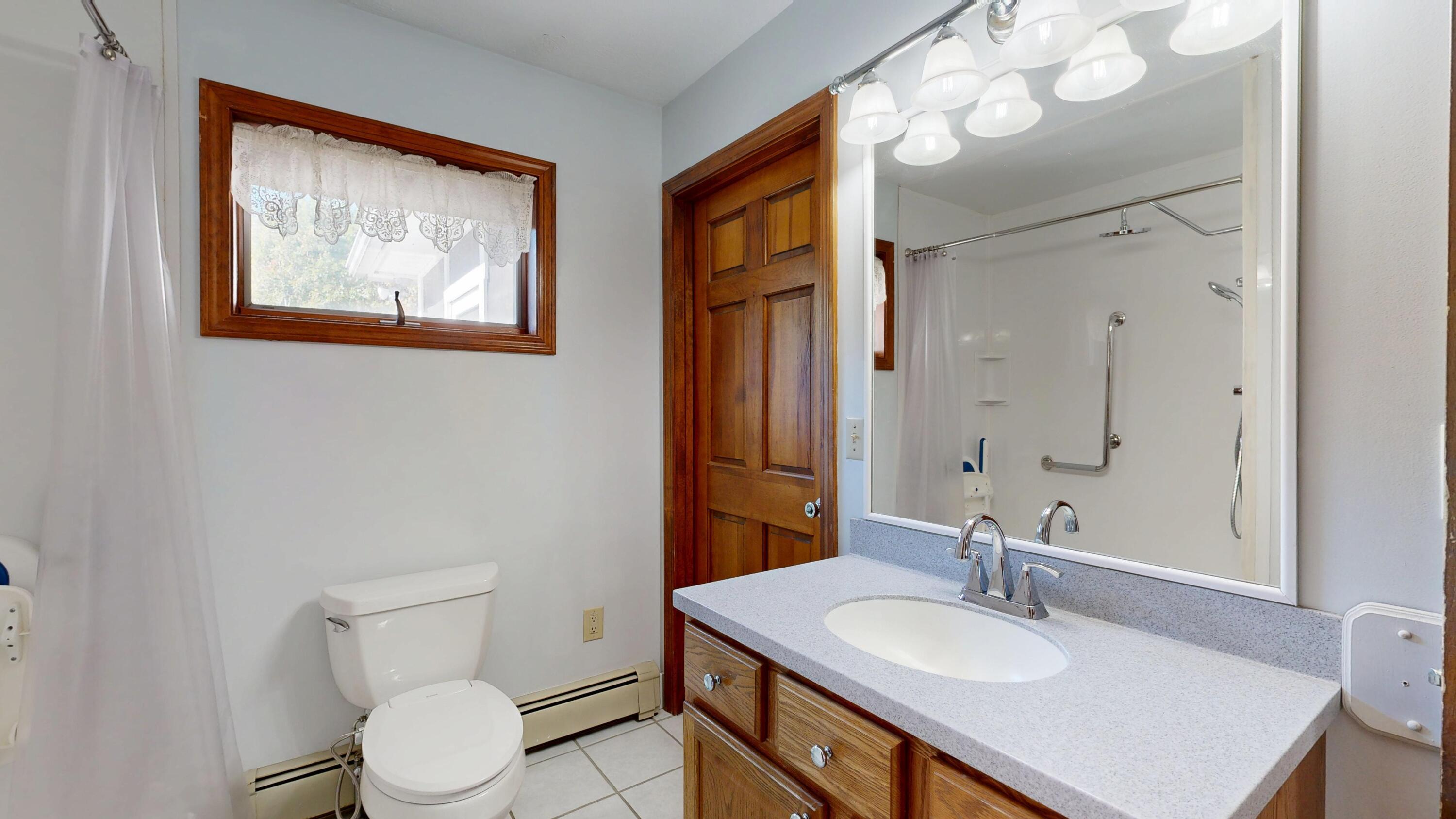 12 Hartford Street Lewiston, ME 04240 - Photo 35 of 69 Bathroom