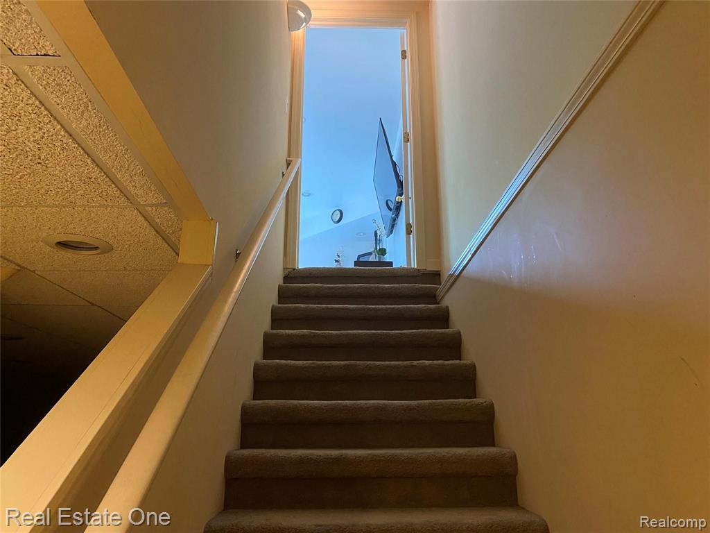18280 West Eleven Mile Road, Unit 2 Southfield, MI 48076 - Photo 23 of 29