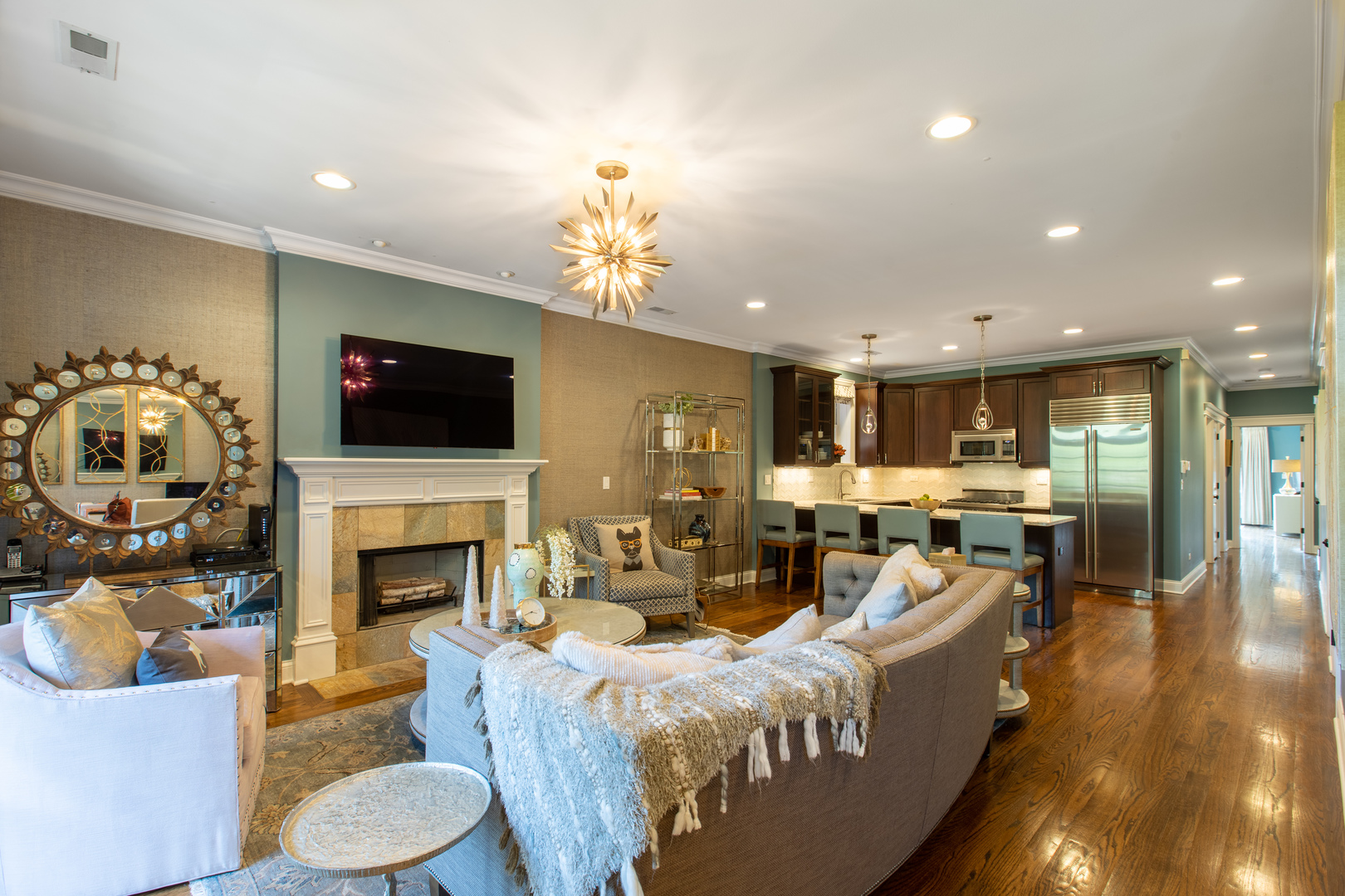 2620 North Racine Avenue, Unit 2S Chicago, IL 60614 - Photo 2 of 15