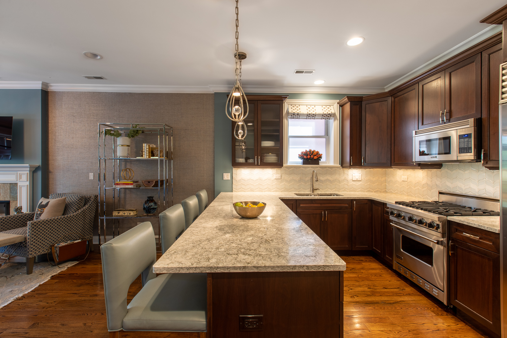 2620 North Racine Avenue, Unit 2S Chicago, IL 60614 - Photo 6 of 15