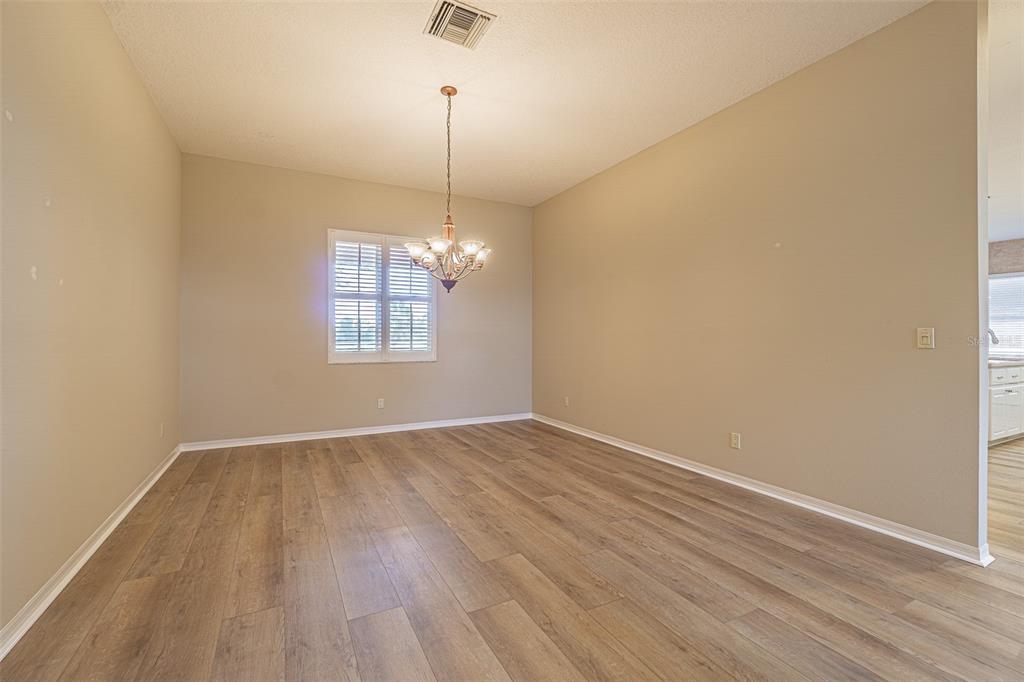 12124 94th Way North Largo, FL 33773 - Photo 18 of 38