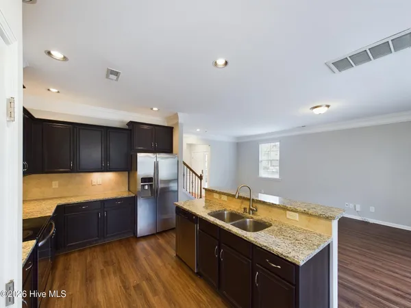 $2,295 | 311 Scotlow Way, Cary, NC 27519