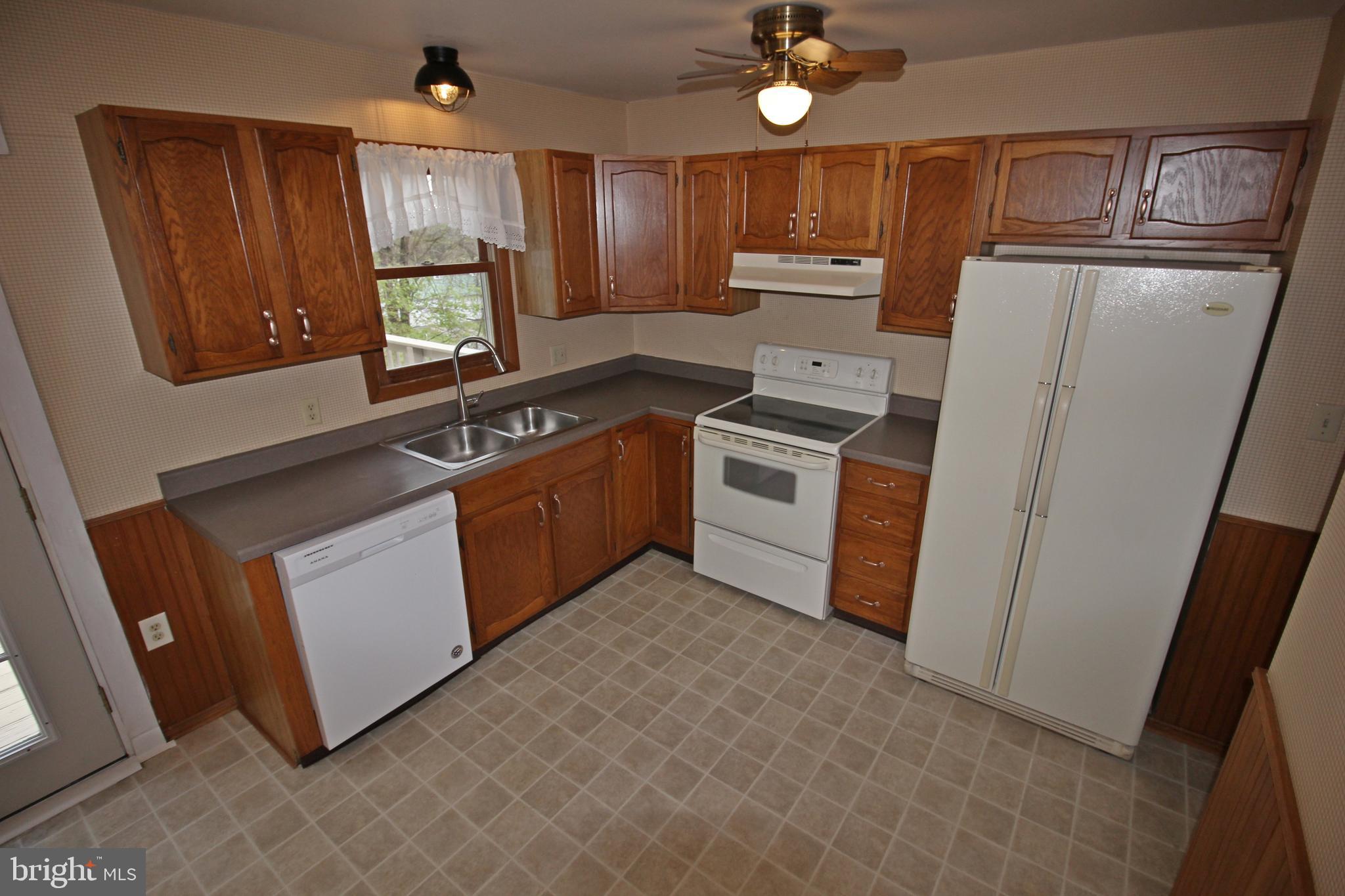 4330 Fairview Road Columbia, PA 17512 - Photo 8 of 29 Gallery Image 8