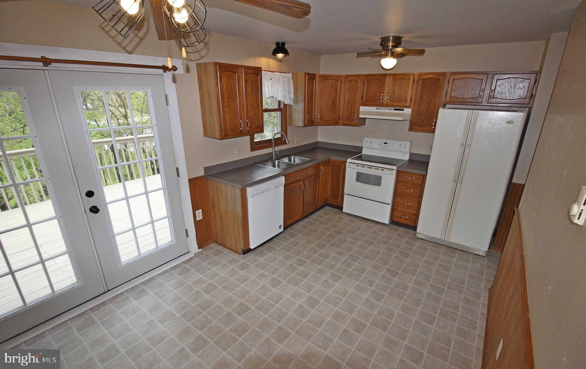 4330 Fairview Road Columbia, PA 17512 - Photo 9 of 29 Gallery Image 9