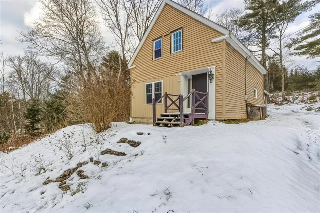 $150,000 | 1739 River Road, Bucksport, ME 04416