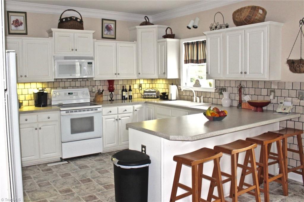 159 Ridge Drive Lexington, NC 27295 - Photo 5 of 21 Gallery Image 5
