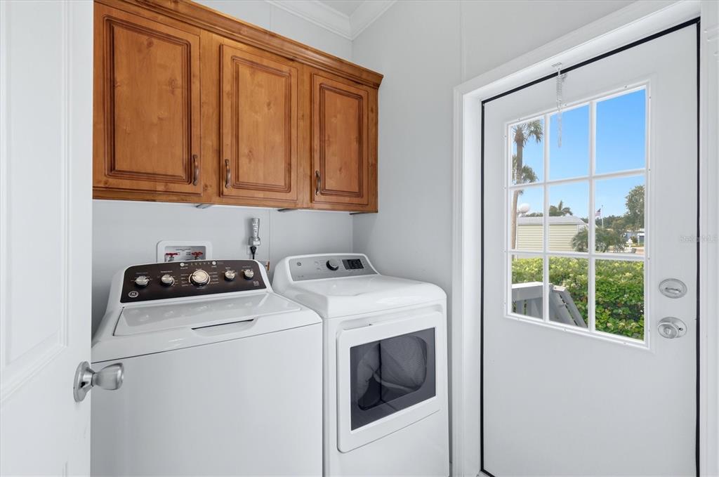 1 Meadow Circle Ellenton, FL 34222 - Photo 26 of 43 a utility room with dryer and washer
