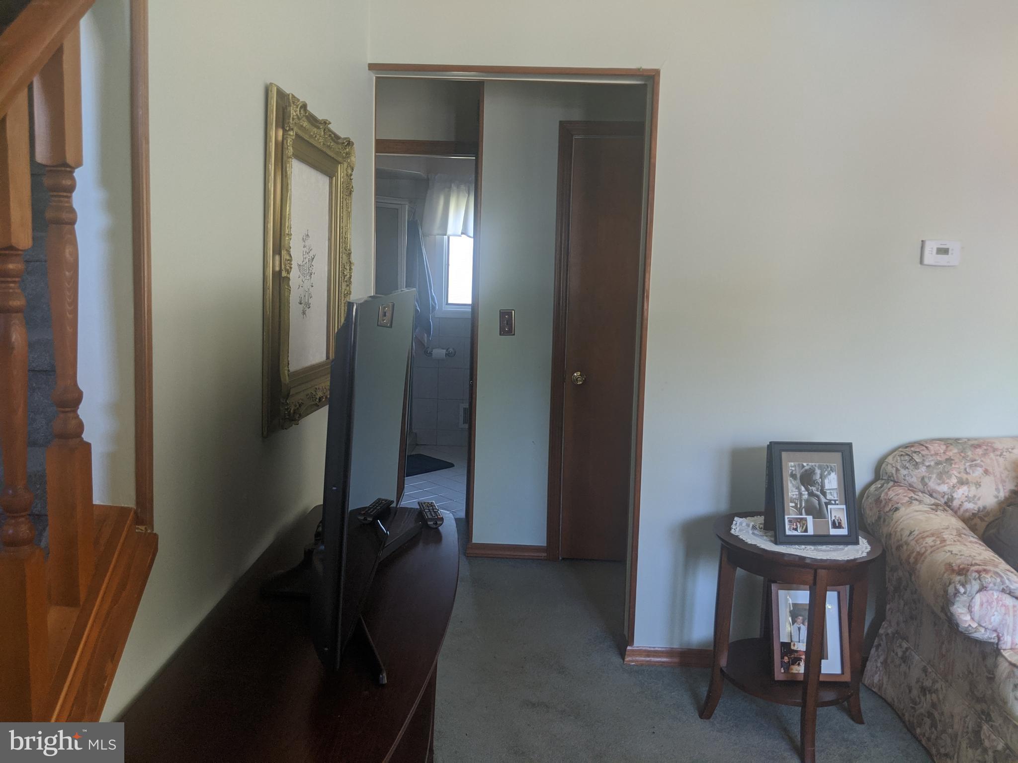 24 Falmouth Road Hamilton, NJ 08620 - Photo 7 of 10 Hallway to kitchen