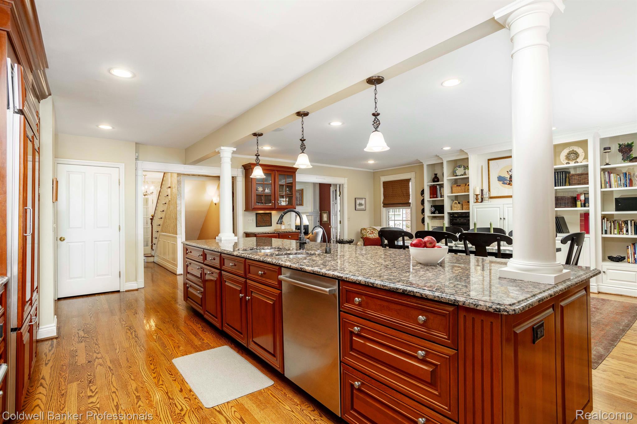 558 Lincoln Road Grosse Pointe, MI 48230 - Photo 11 of 47 Kitchen