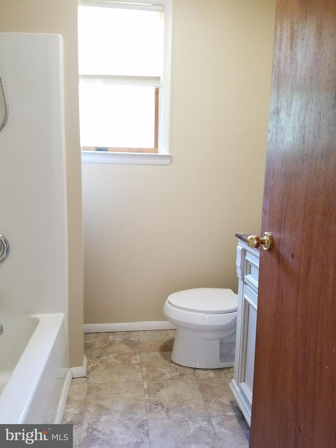 412 South Stepney Road Aberdeen, MD 21001 - Photo 12 of 30 Bath