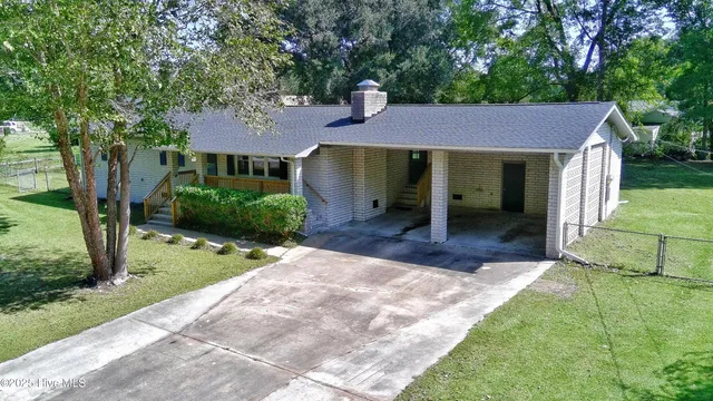 $300,000 | 115 Vera Court, Jacksonville, NC 28540