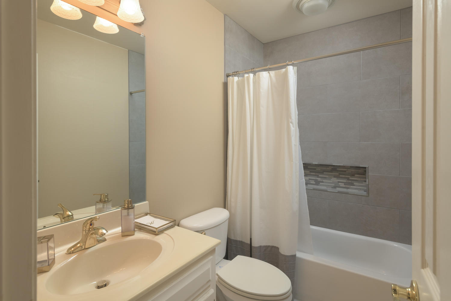 2023 Corral Road, Unit 1 Signal Mountain, TN 37377 - Photo 46 of 52 2023_Corral_Rd_46