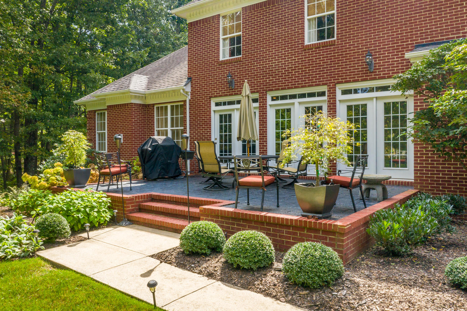 2023 Corral Road, Unit 1 Signal Mountain, TN 37377 - Photo 8 of 52 2023_Corral_Rd_08