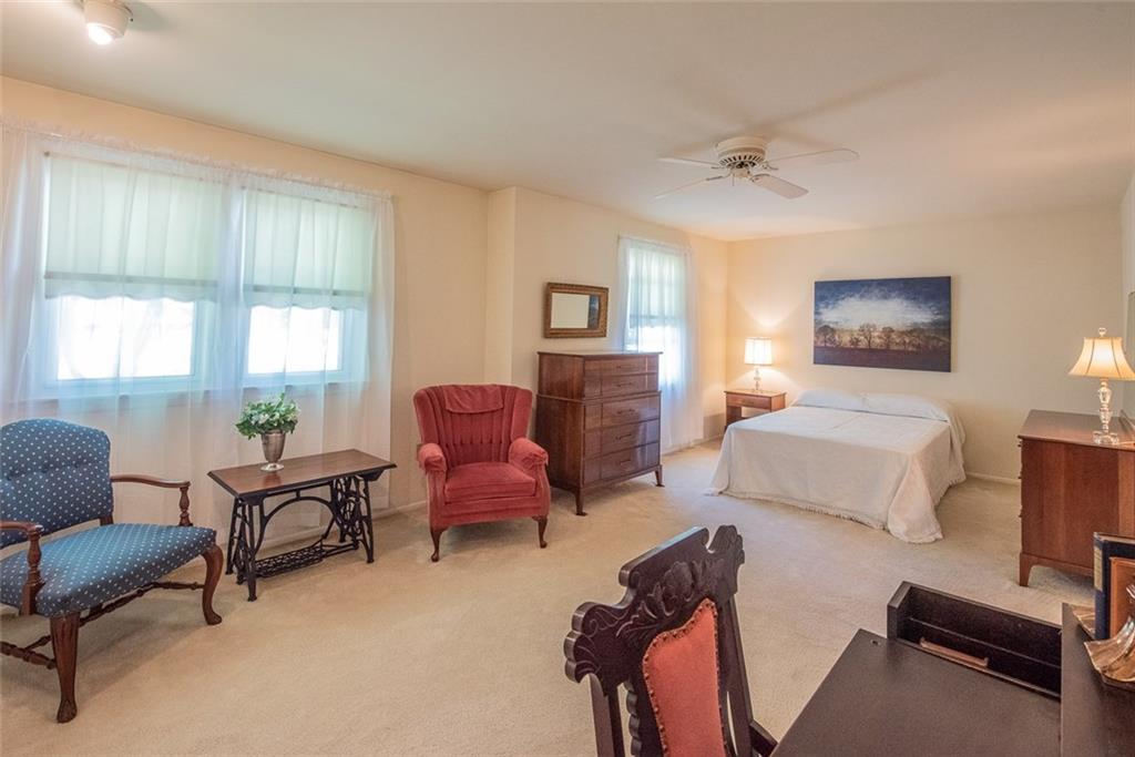 7 Raleigh Place Pittsburgh, PA 15239 - Photo 14 of 25 Share the 2nd bedroom as a sitting room or office space!