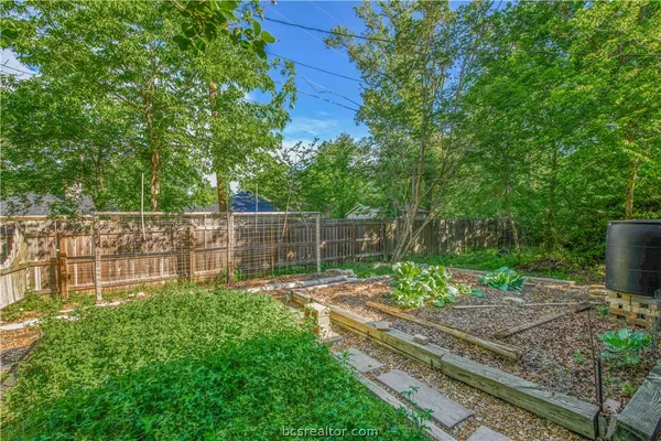 $458,000 | 2707 Teakwood Court, College Station, TX 77845