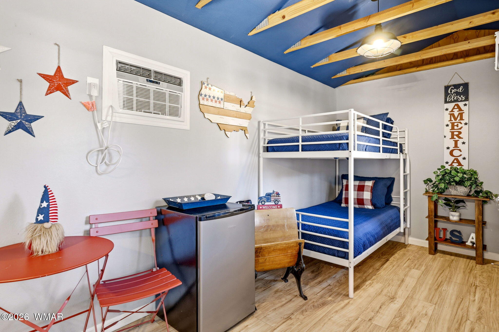 2136 Wildflower Road Overgaard, AZ 85933 - Photo 18 of 28 Bunkhouse