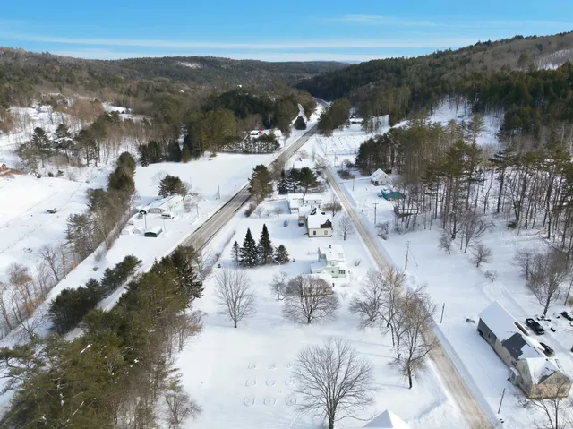 $259,000 | 165 Pleasant Street, Ryegate, VT 05069