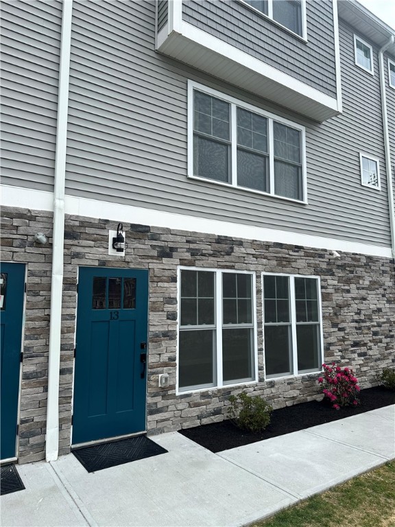 17 Graniteville Road, Unit 17 Burrillville, RI 02830 - Photo 2 of 12 Gallery Image 2