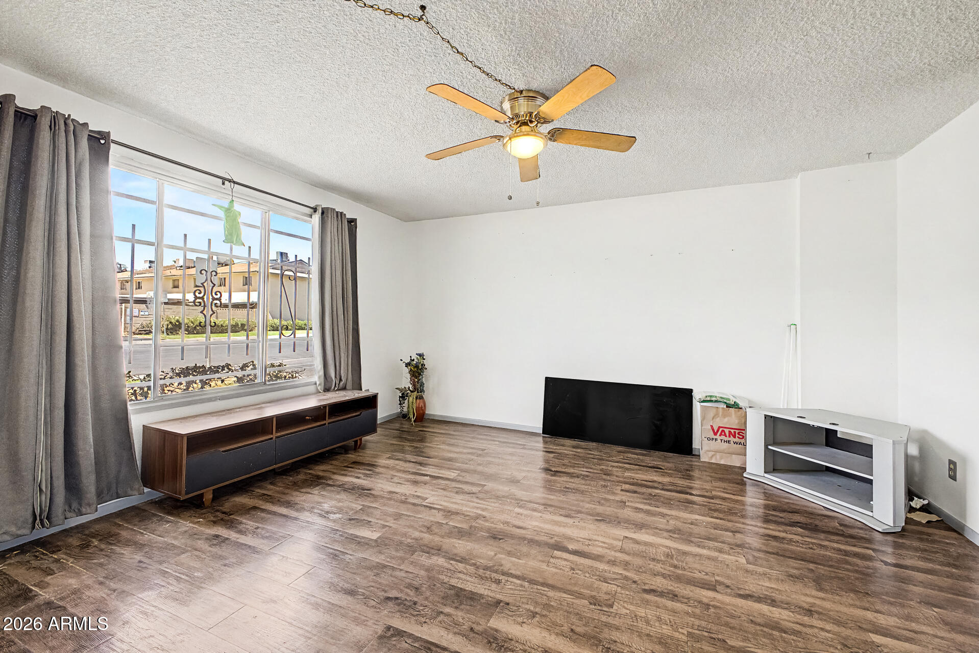 4315 West Ocotillo Road Glendale, AZ 85301 - Photo 7 of 12 05 Ocotillo