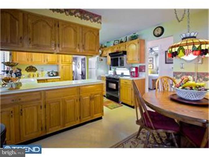 59 Stratford Road Southampton, NJ 08088 - Photo 4 of 12 Gallery Image 4