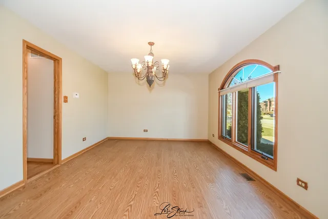 $514,500 | 18100 Pheasant Lake Drive, Tinley Park, IL 60487