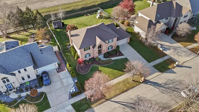 $514,500 | 18100 Pheasant Lake Drive, Tinley Park, IL 60487