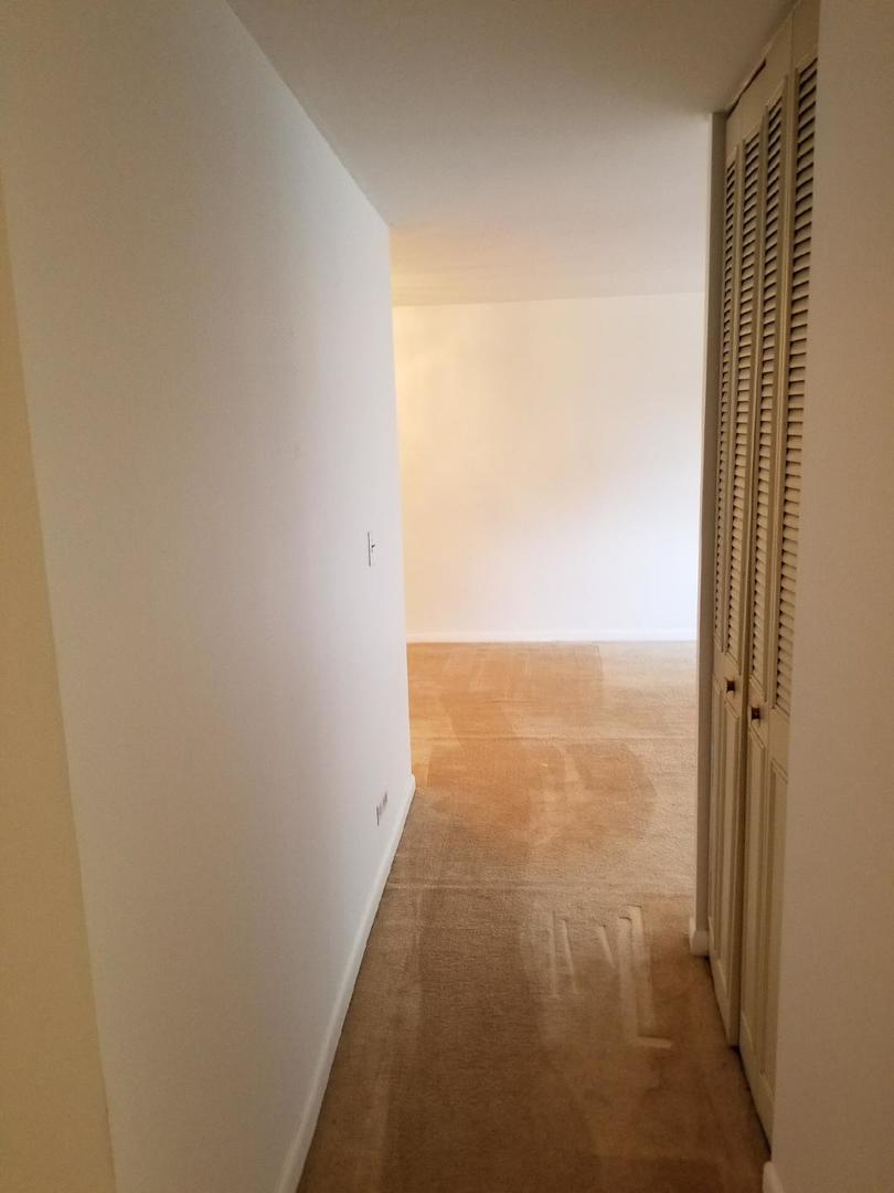 6171 North Sheridan Road, Unit 604 Chicago, IL 60660 - Photo 11 of 16