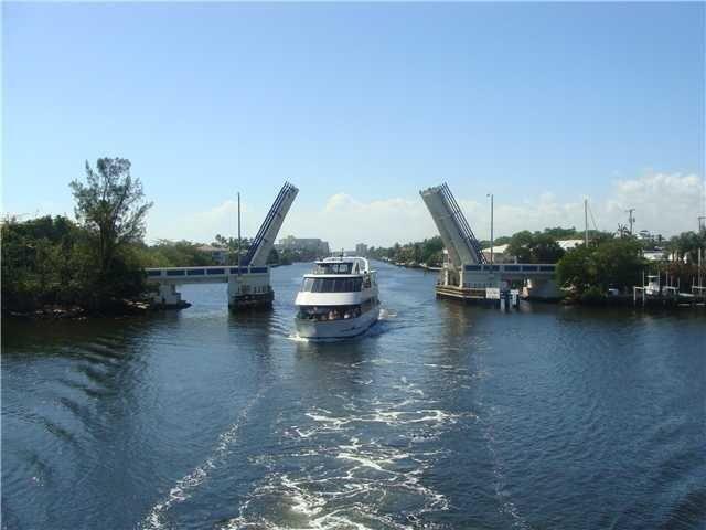 175 Fanshaw East, Unit 175 Boca Raton, FL 33434 - Photo 22 of 25 FL loves Boating On ICW!