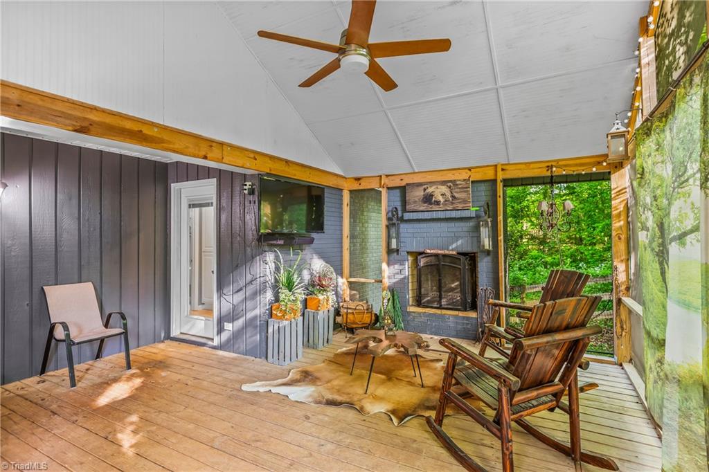 4370 Rivendell Road Kernersville, NC 27284 - Photo 27 of 40 Sunroom