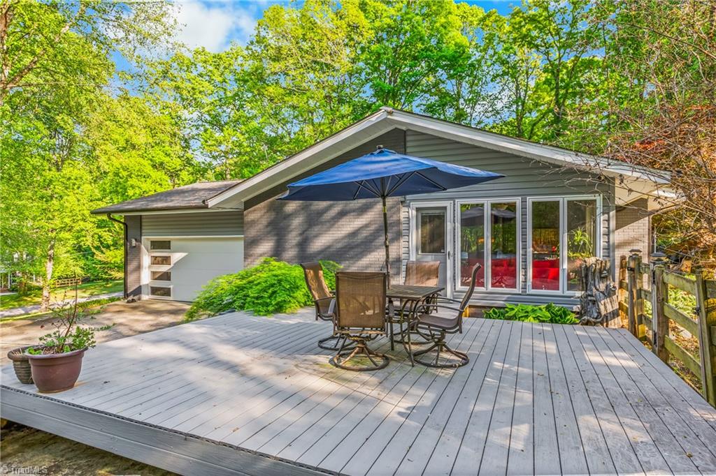 4370 Rivendell Road Kernersville, NC 27284 - Photo 29 of 40 Back Deck