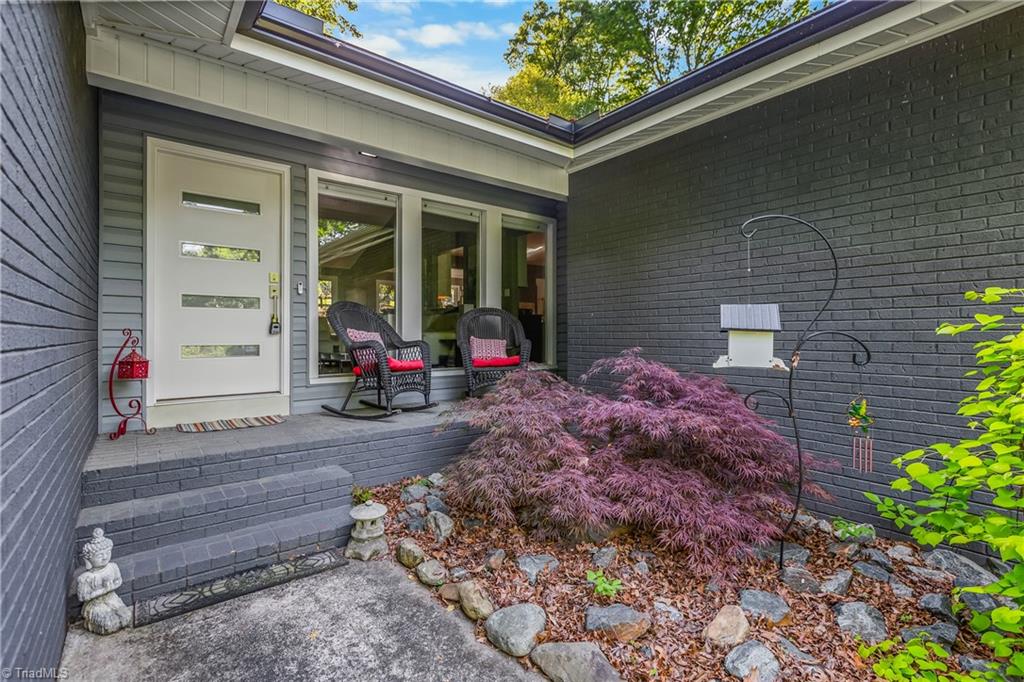 4370 Rivendell Road Kernersville, NC 27284 - Photo 3 of 40 Entry