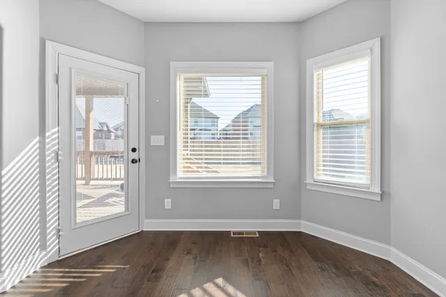 $2,500 | 520 Larkspur Drive, Clarksville, TN 37043