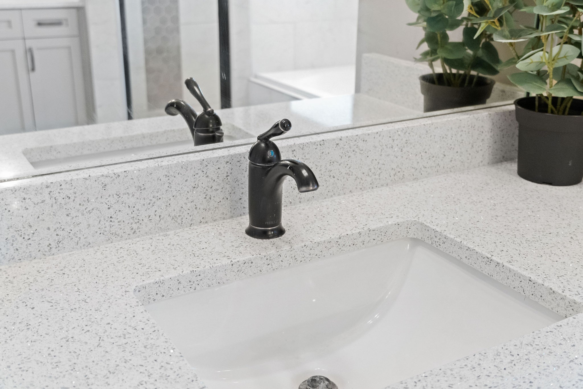 520 Larkspur Drive Clarksville, TN 37043 - Photo 25 of 34 a close view of a faucet a sink and a mirror