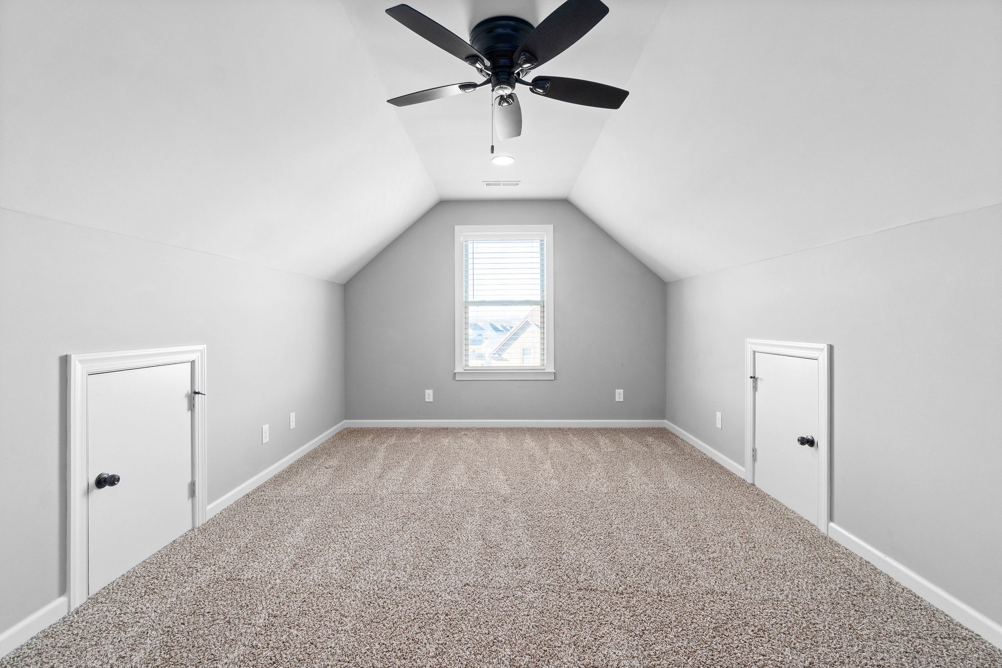 520 Larkspur Drive Clarksville, TN 37043 - Photo 30 of 34 a view of a window in an empty room