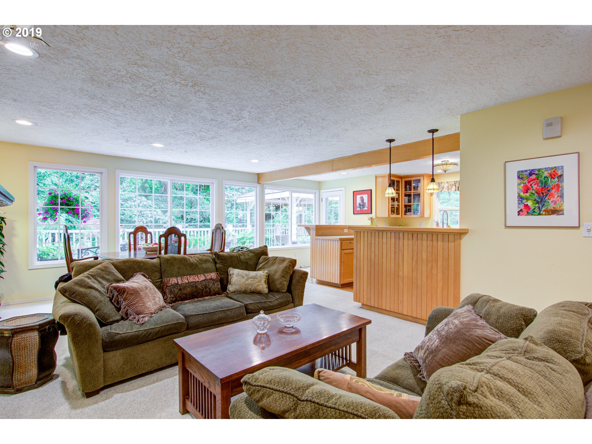 4405 Southwest Halcyon Road Tualatin, OR 97062 - Photo 11 of 32 Living Room/Dining Room